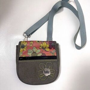 Haiku Vegan Pebbled Leather Crossbody Purse Brown Green Strap Floral Fold Over